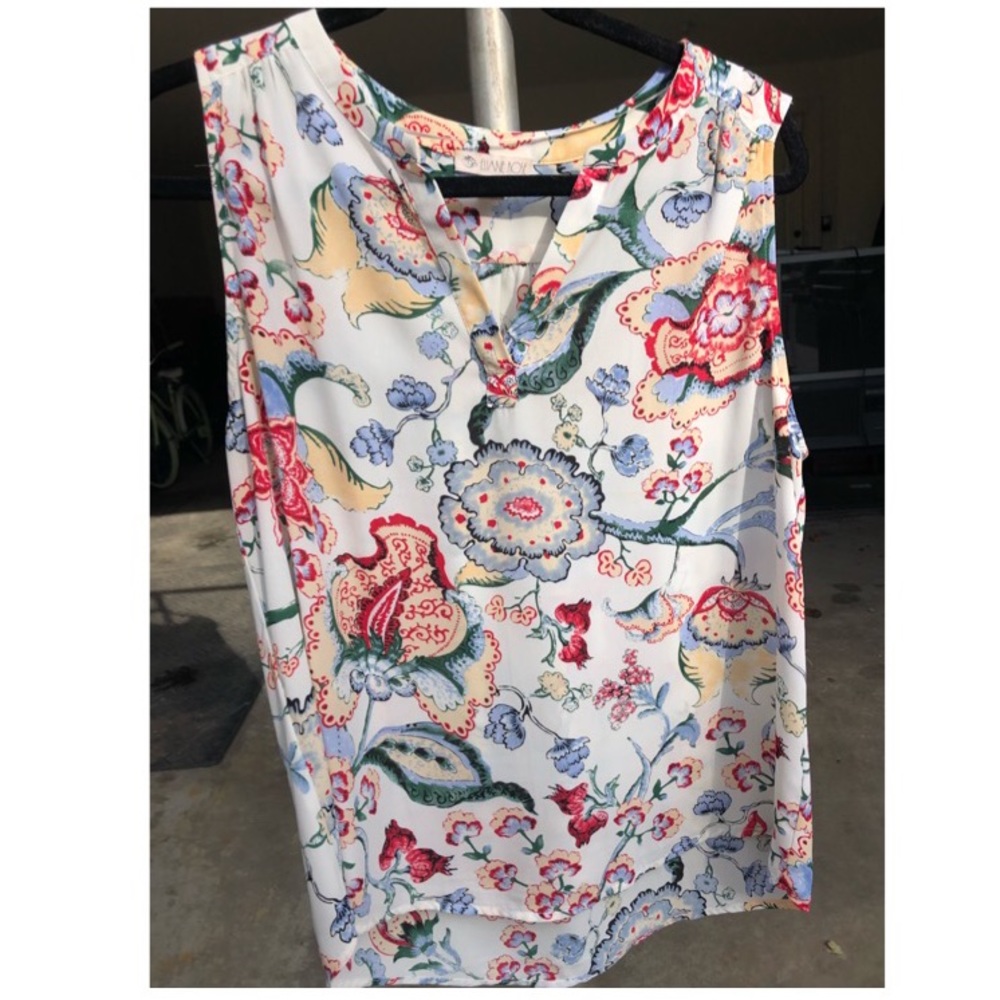 Floral pattern tank blouse
